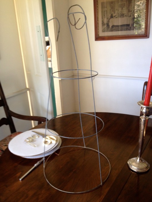 Inverted tomato cage